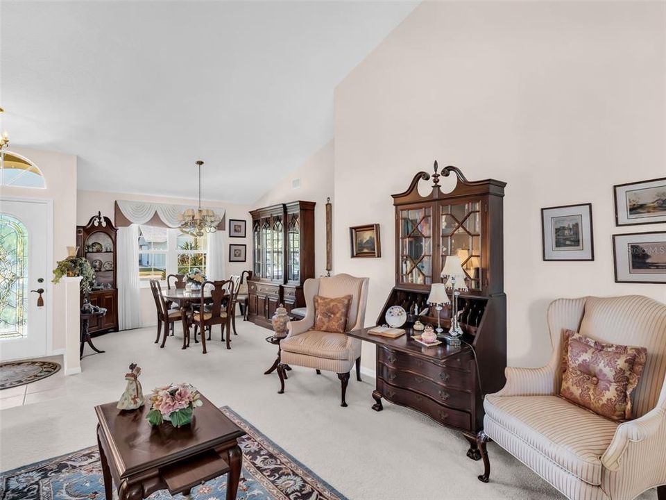 En Venta: $425,000 (3 camas, 2 baños, 1766 Pies cuadrados)