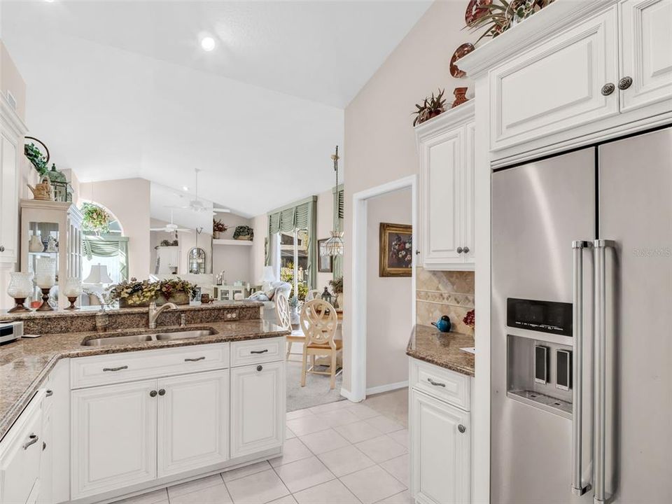 En Venta: $425,000 (3 camas, 2 baños, 1766 Pies cuadrados)