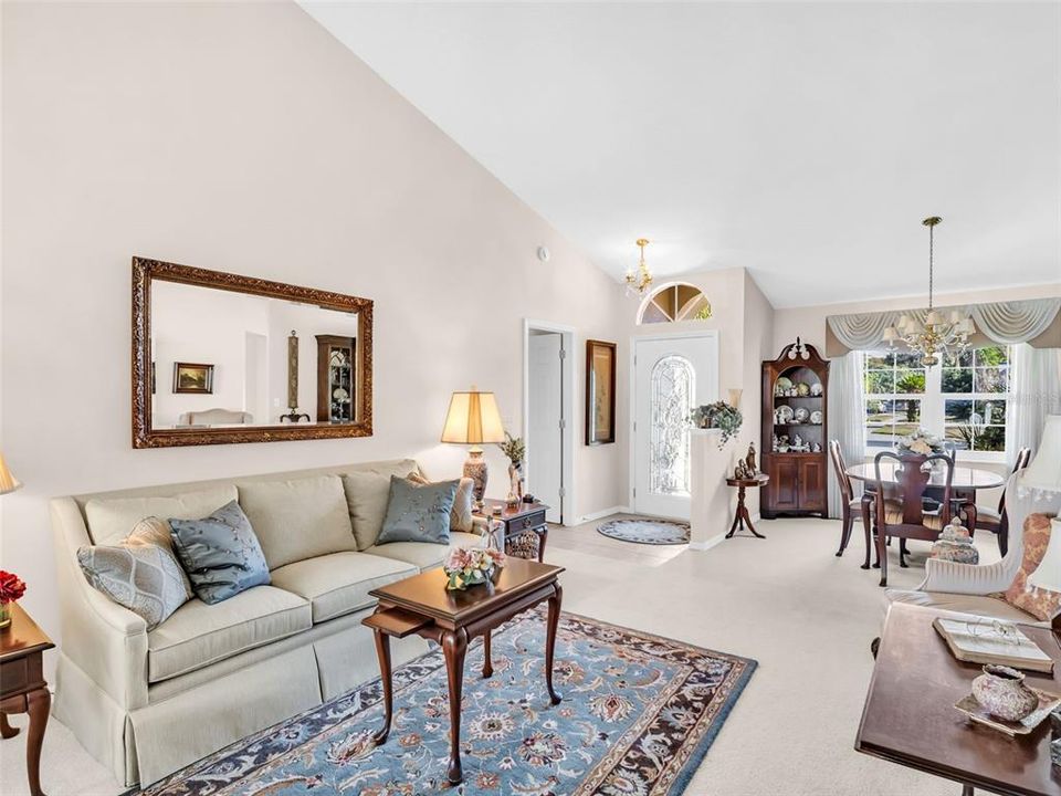 En Venta: $425,000 (3 camas, 2 baños, 1766 Pies cuadrados)