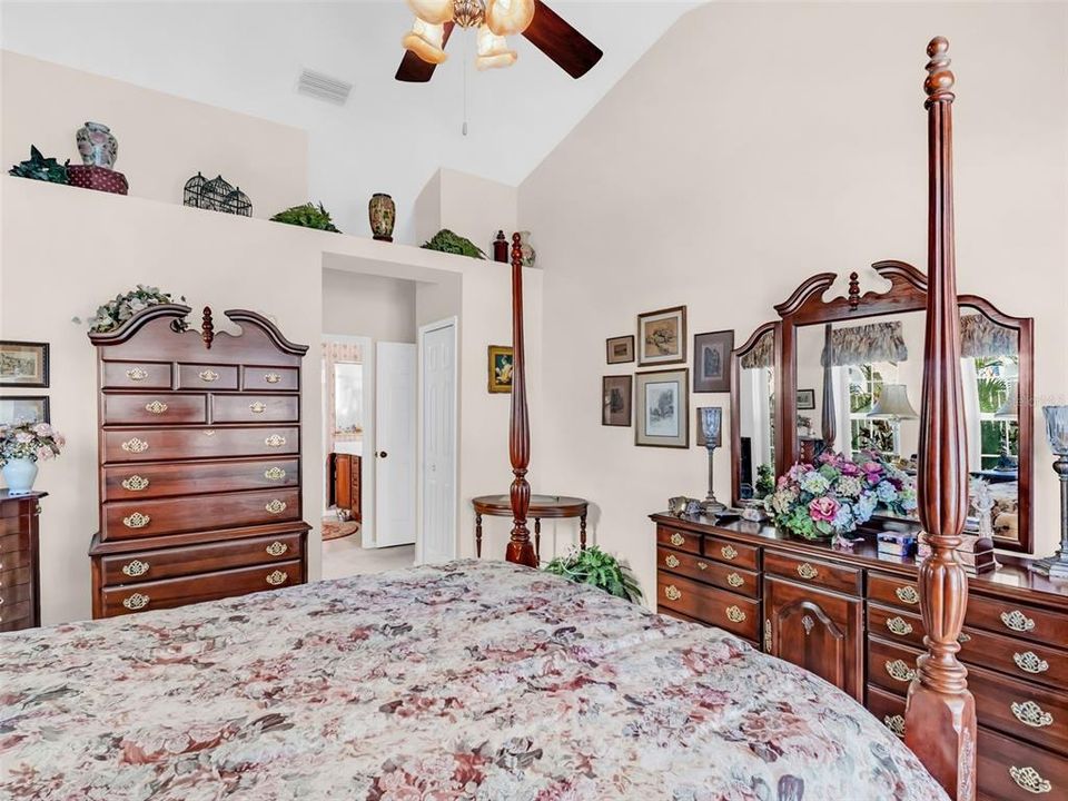 En Venta: $425,000 (3 camas, 2 baños, 1766 Pies cuadrados)