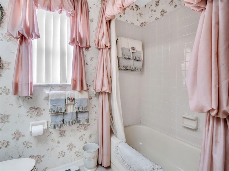 En Venta: $425,000 (3 camas, 2 baños, 1766 Pies cuadrados)