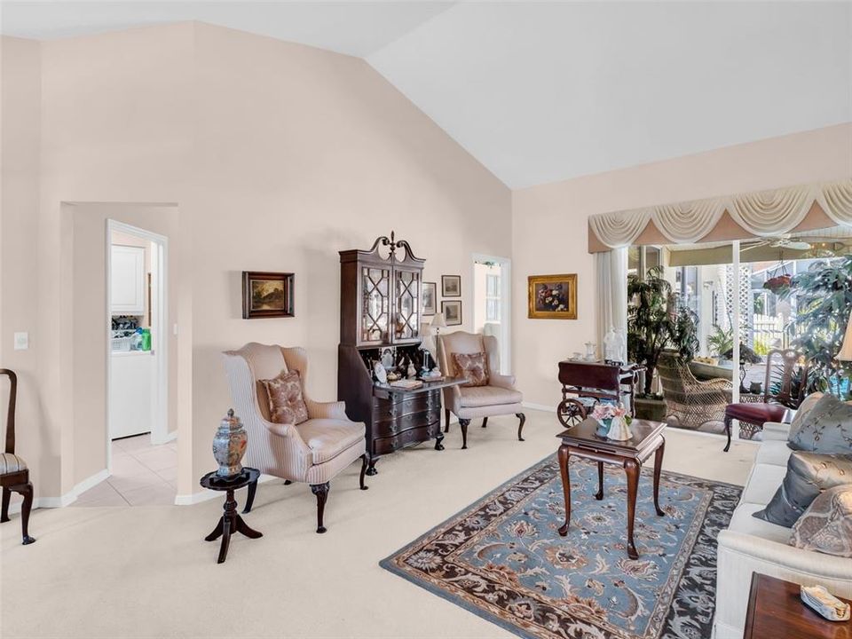 En Venta: $425,000 (3 camas, 2 baños, 1766 Pies cuadrados)