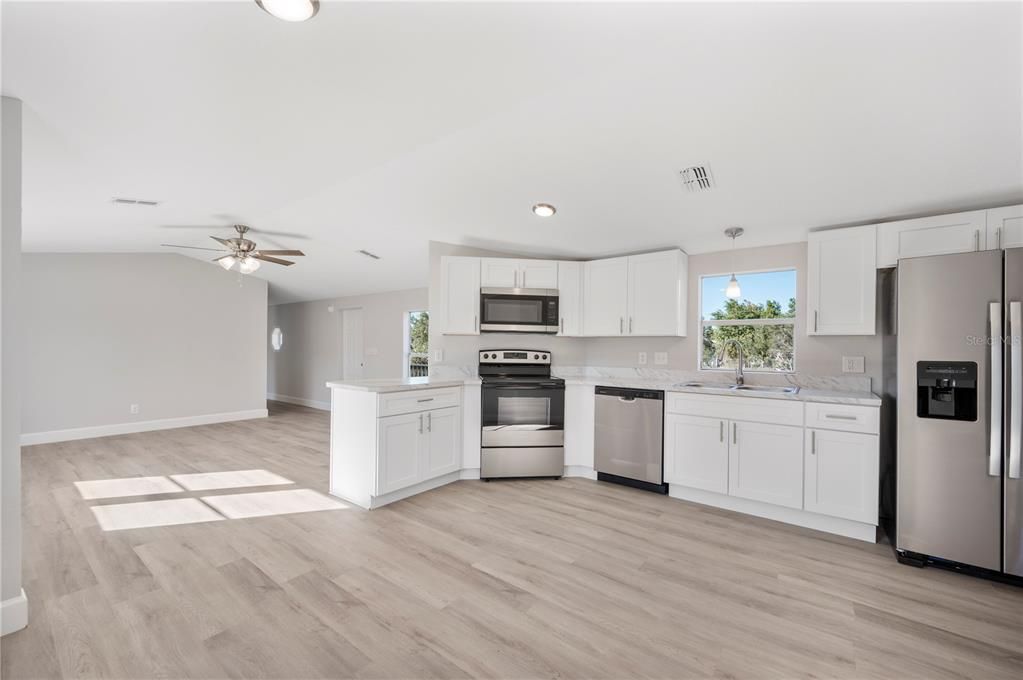 En Venta: $229,950 (3 camas, 2 baños, 1216 Pies cuadrados)