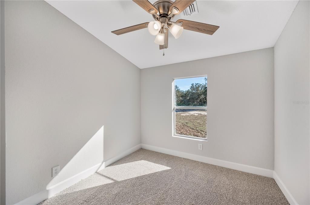 En Venta: $229,950 (3 camas, 2 baños, 1216 Pies cuadrados)