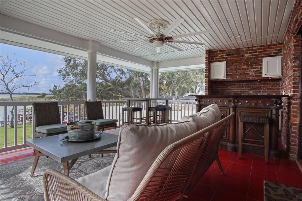 Под контрактом: $2,600 (4 спален, 4 ванн, 2671 Квадратных фут)