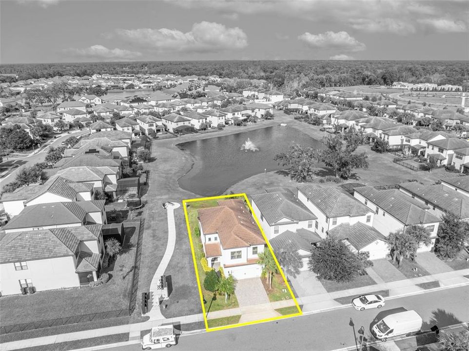 En Venta: $739,990 (4 camas, 2 baños, 2196 Pies cuadrados)