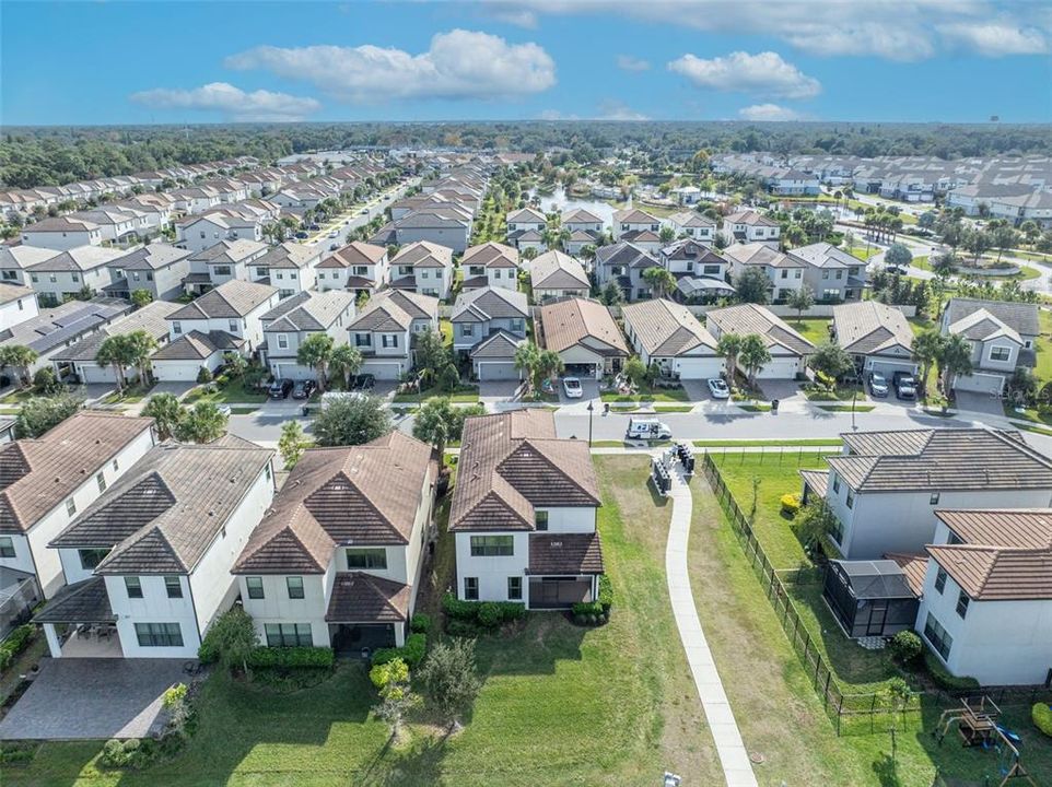 En Venta: $739,990 (4 camas, 2 baños, 2196 Pies cuadrados)