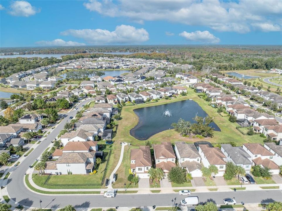 En Venta: $739,990 (4 camas, 2 baños, 2196 Pies cuadrados)