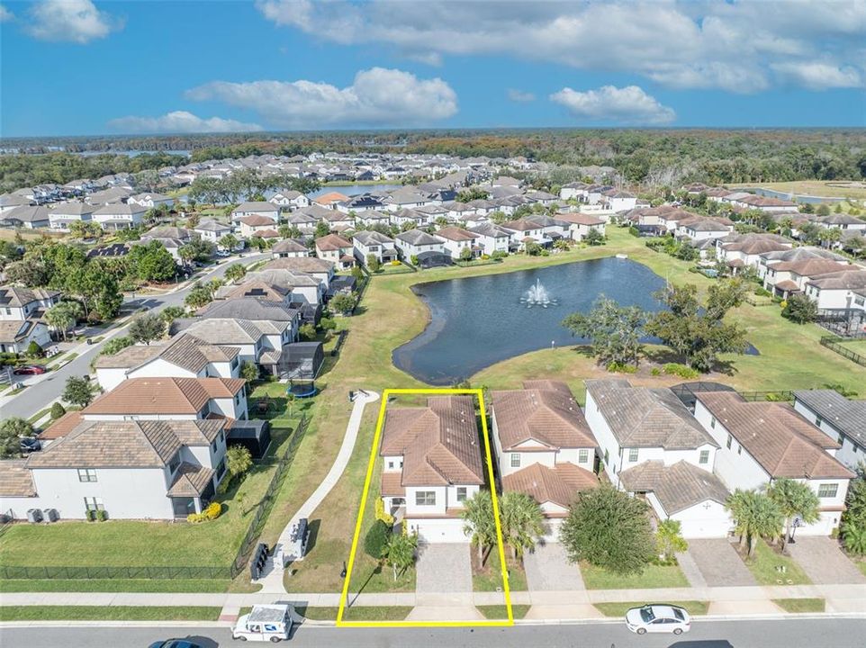 En Venta: $739,990 (4 camas, 2 baños, 2196 Pies cuadrados)