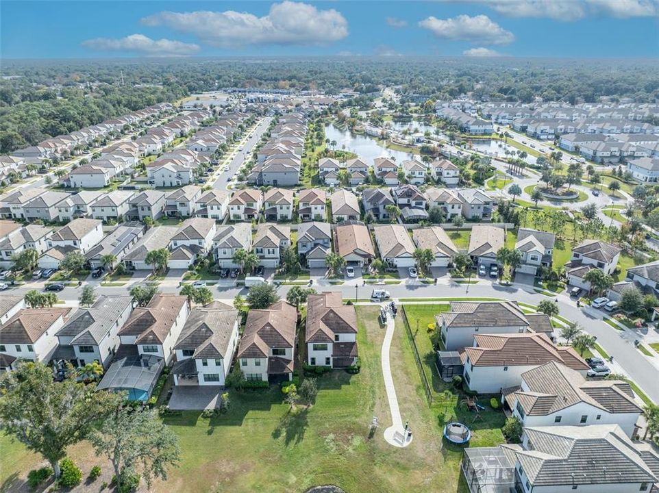 En Venta: $739,990 (4 camas, 2 baños, 2196 Pies cuadrados)