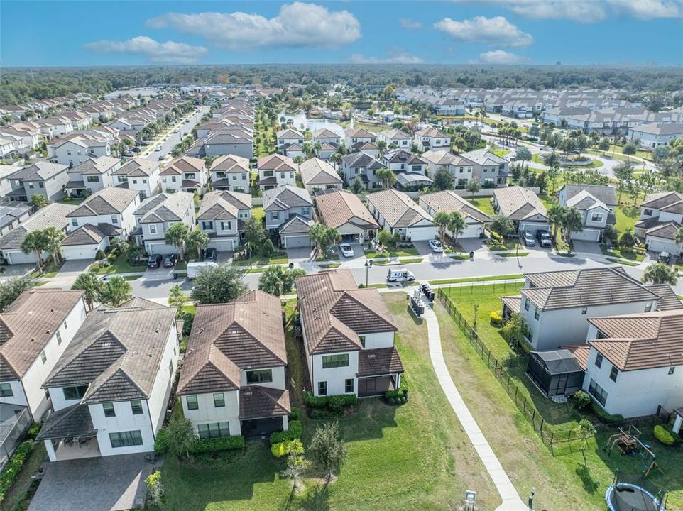 En Venta: $739,990 (4 camas, 2 baños, 2196 Pies cuadrados)