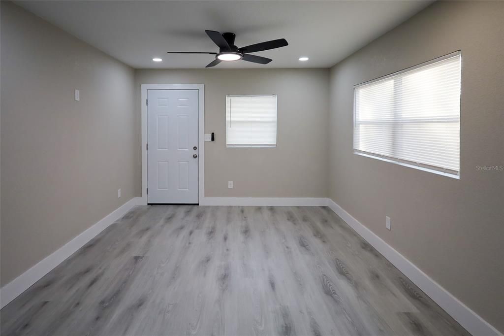 En Venta: $379,900 (3 camas, 2 baños, 1520 Pies cuadrados)