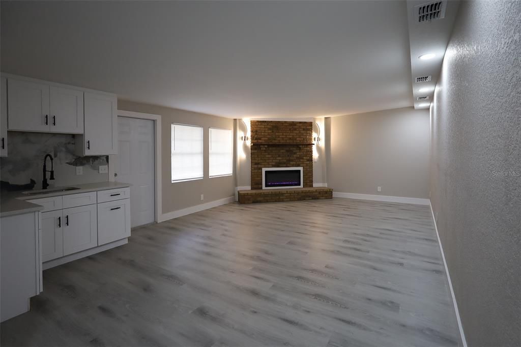 En Venta: $379,900 (3 camas, 2 baños, 1520 Pies cuadrados)