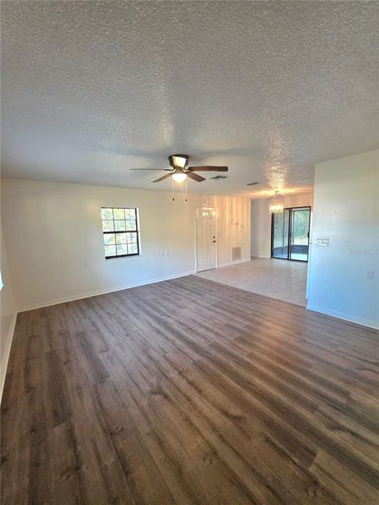 En Renta: $1,250 (2 camas, 1 baños, 952 Pies cuadrados)