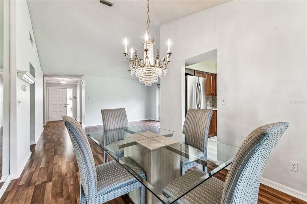 待售: $329,916 (2 贝兹, 2 浴室, 1268 平方英尺)