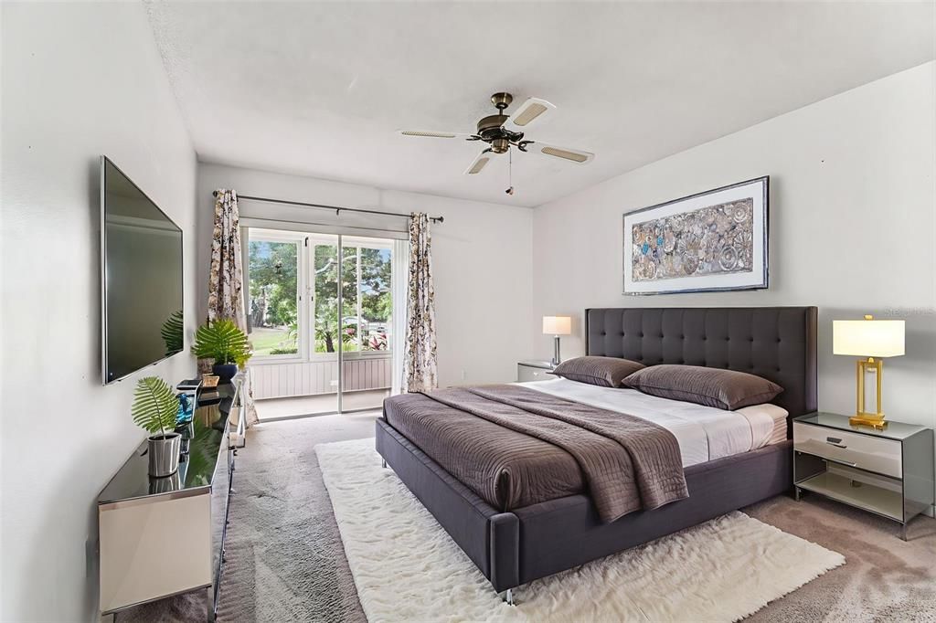 待售: $329,916 (2 贝兹, 2 浴室, 1268 平方英尺)