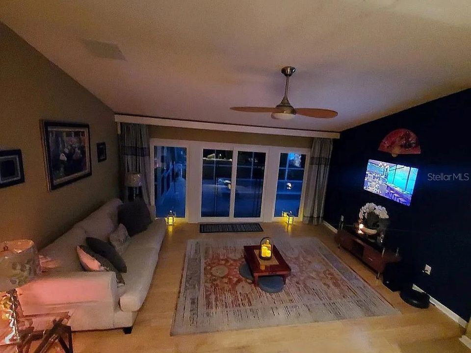 待售: $410,000 (3 贝兹, 2 浴室, 1845 平方英尺)