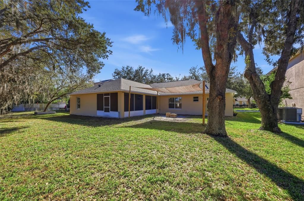 待售: $560,000 (4 贝兹, 2 浴室, 2256 平方英尺)