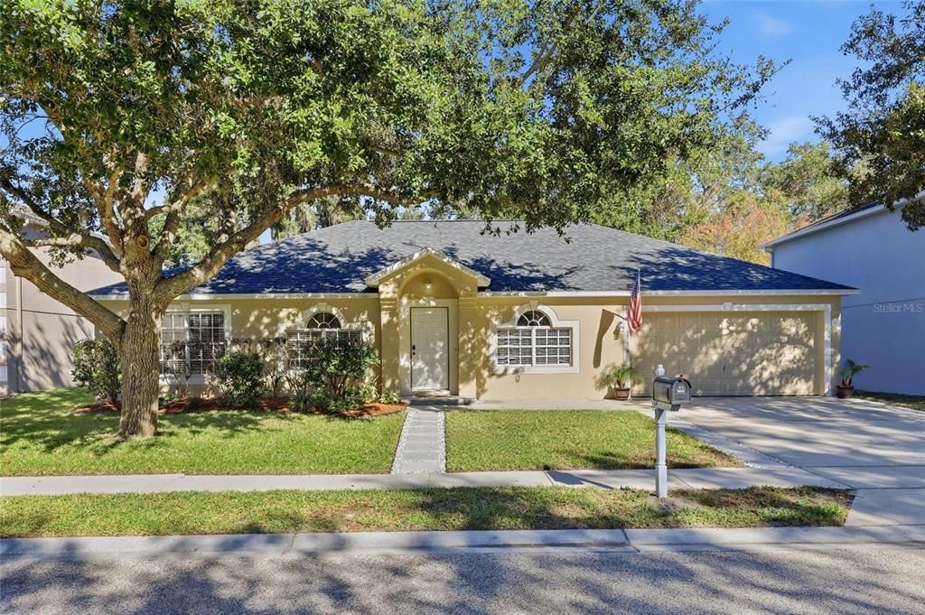 待售: $560,000 (4 贝兹, 2 浴室, 2256 平方英尺)