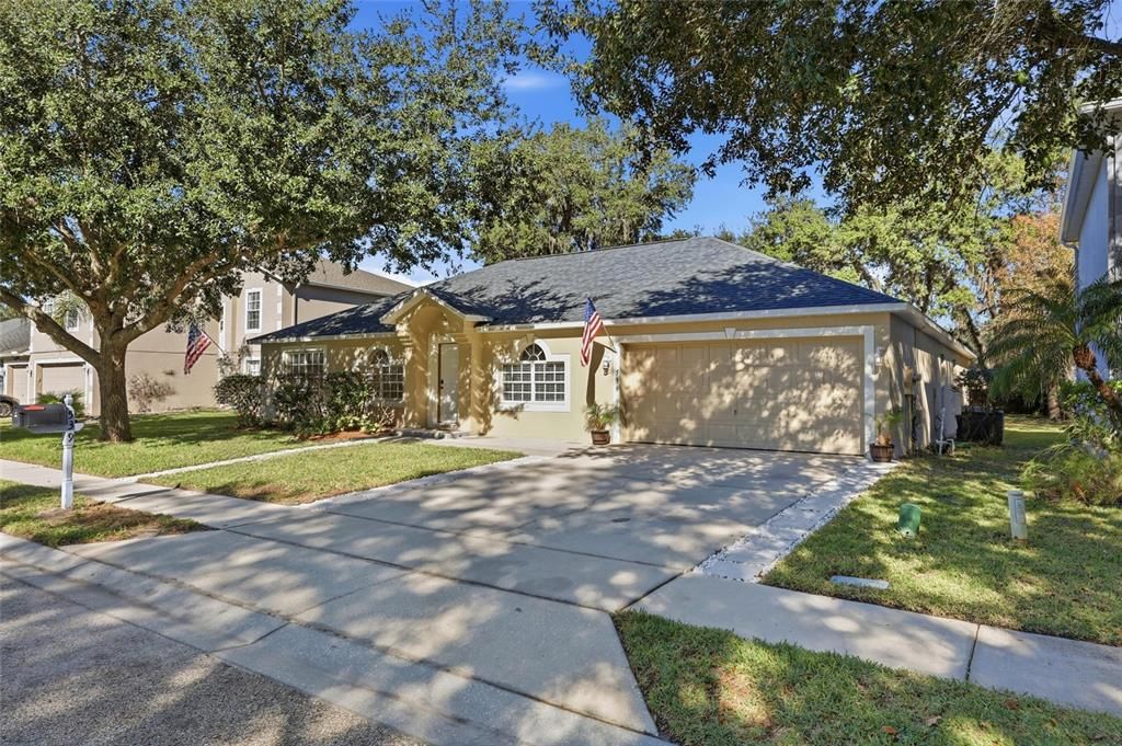 待售: $560,000 (4 贝兹, 2 浴室, 2256 平方英尺)