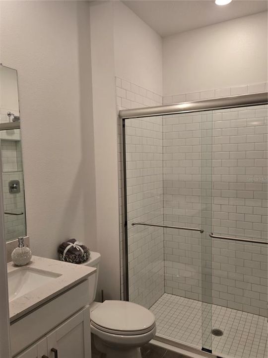 For Rent: $4,000 (3 beds, 3 baths, 2156 Square Feet)