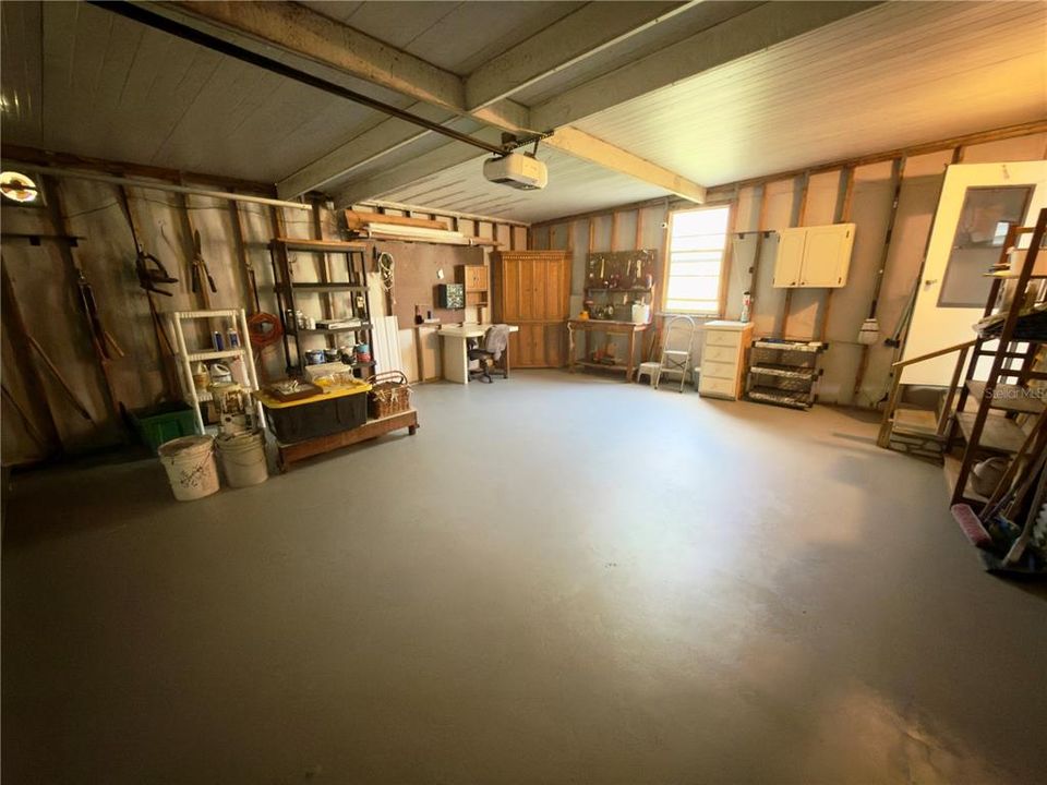 待售: $123,500 (2 贝兹, 2 浴室, 920 平方英尺)