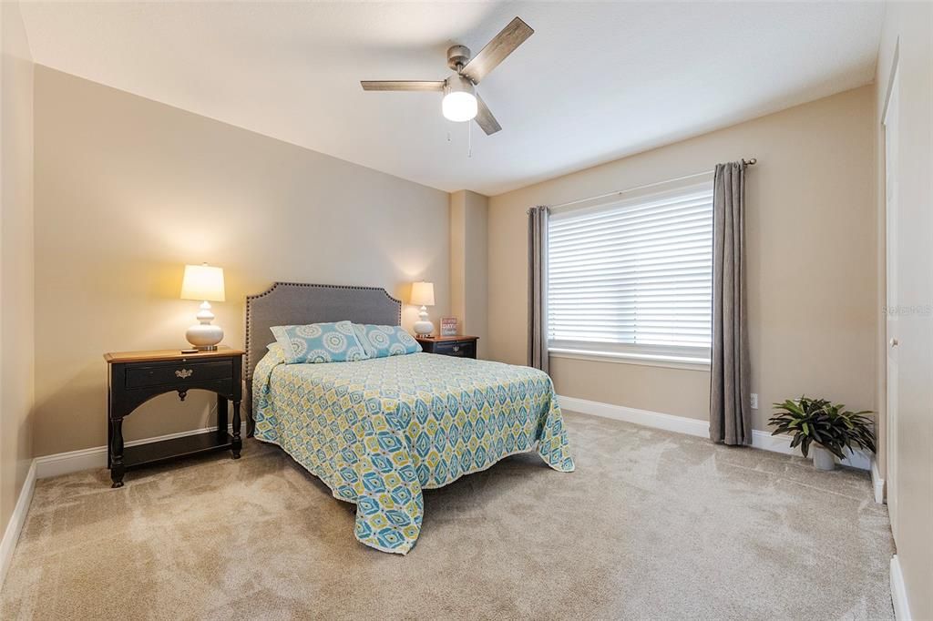 En Venta: $399,000 (2 camas, 2 baños, 1438 Pies cuadrados)