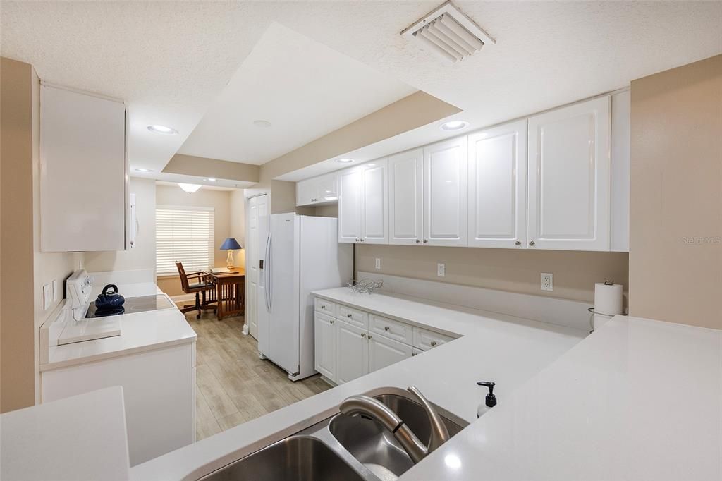 En Venta: $399,000 (2 camas, 2 baños, 1438 Pies cuadrados)