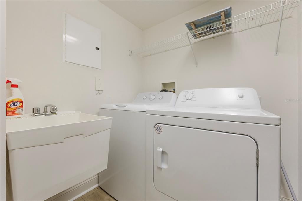 En Venta: $399,000 (2 camas, 2 baños, 1438 Pies cuadrados)