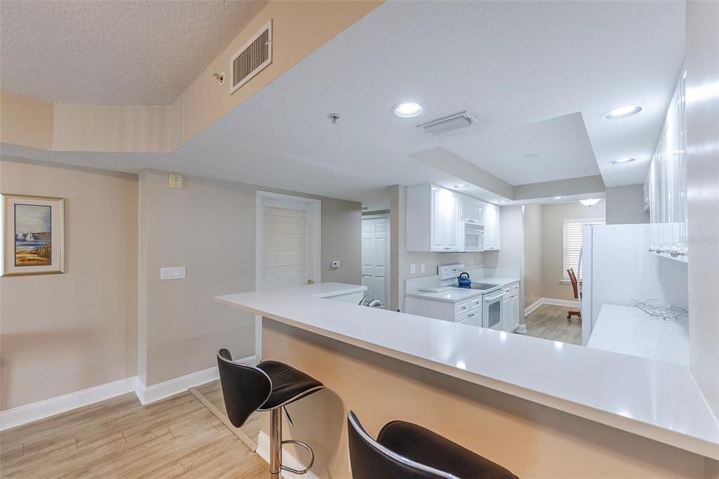 En Venta: $399,000 (2 camas, 2 baños, 1438 Pies cuadrados)