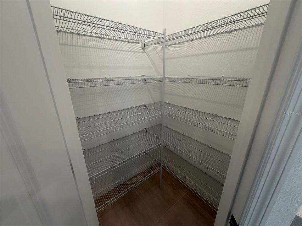 For Rent: $2,150 (3 beds, 2 baths, 1373 Square Feet)