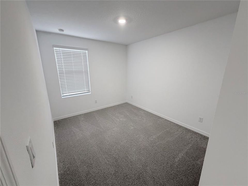 For Rent: $2,150 (3 beds, 2 baths, 1373 Square Feet)