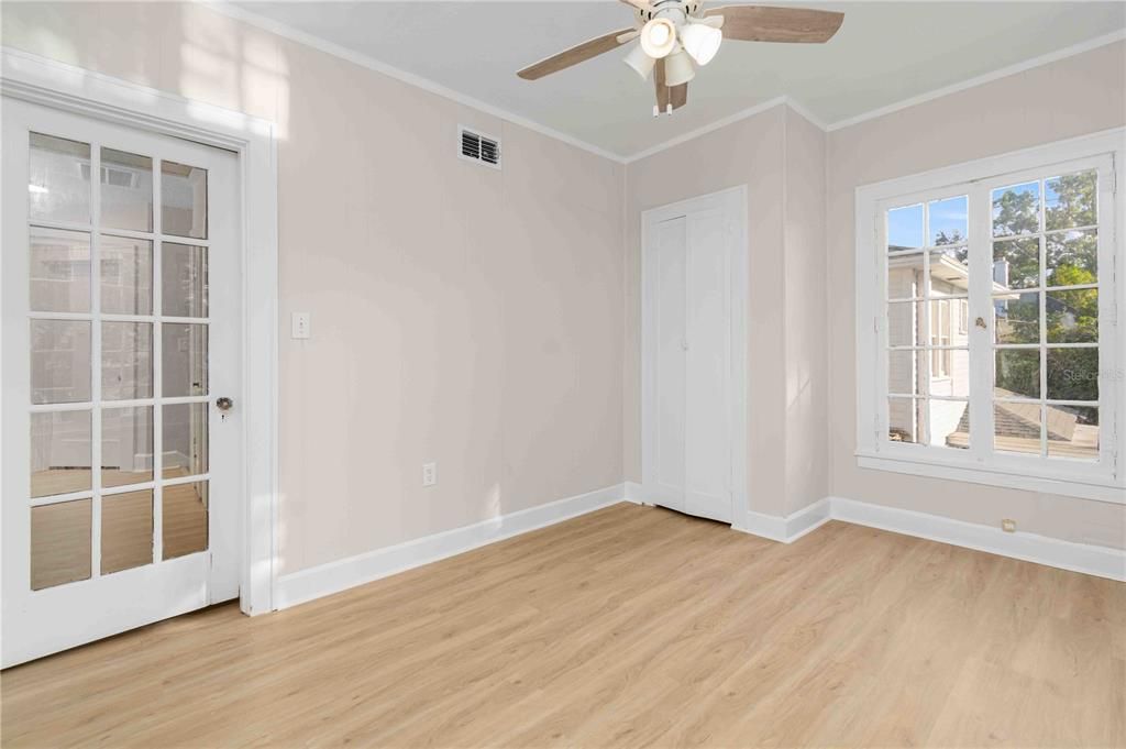 For Rent: $4,500 (3 beds, 1 baths, 2232 Square Feet)