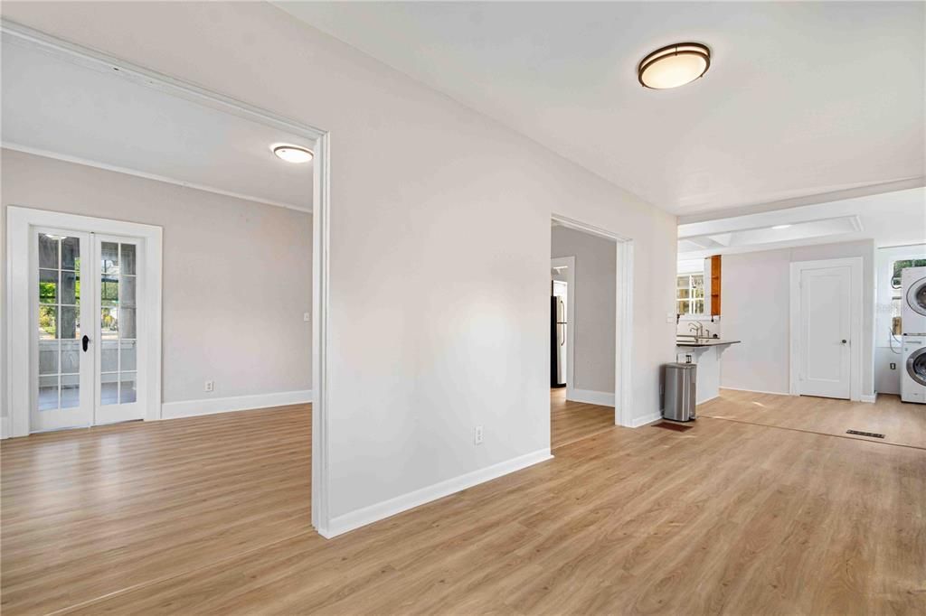 For Rent: $4,500 (3 beds, 1 baths, 2232 Square Feet)