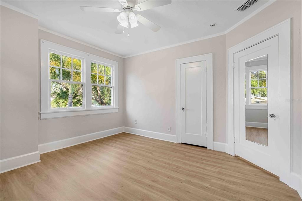 For Rent: $4,500 (3 beds, 1 baths, 2232 Square Feet)