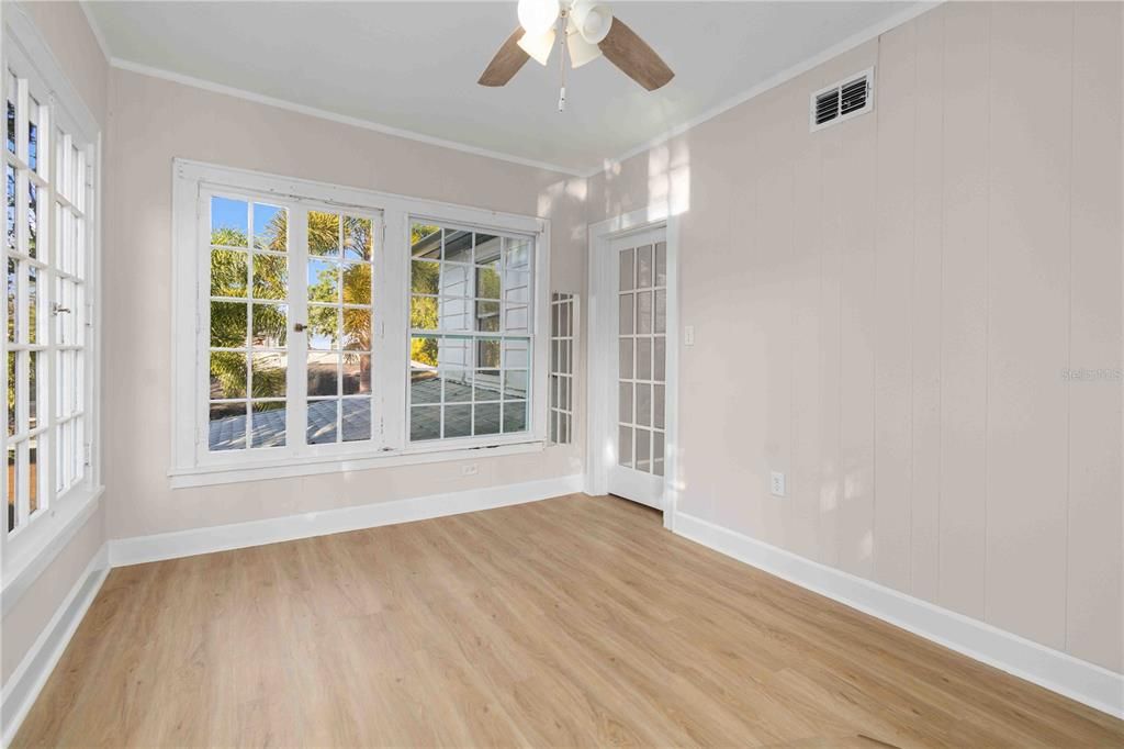 For Rent: $4,500 (3 beds, 1 baths, 2232 Square Feet)