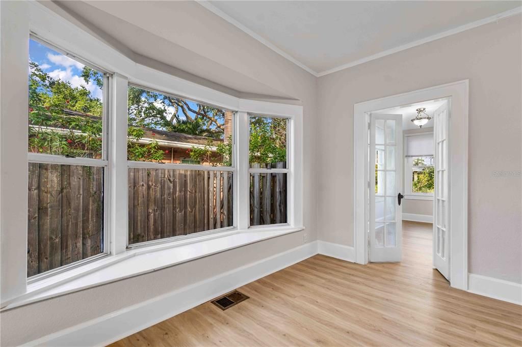 For Rent: $4,500 (3 beds, 1 baths, 2232 Square Feet)