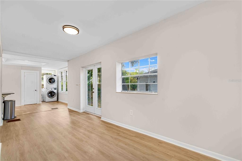 For Rent: $4,500 (3 beds, 1 baths, 2232 Square Feet)