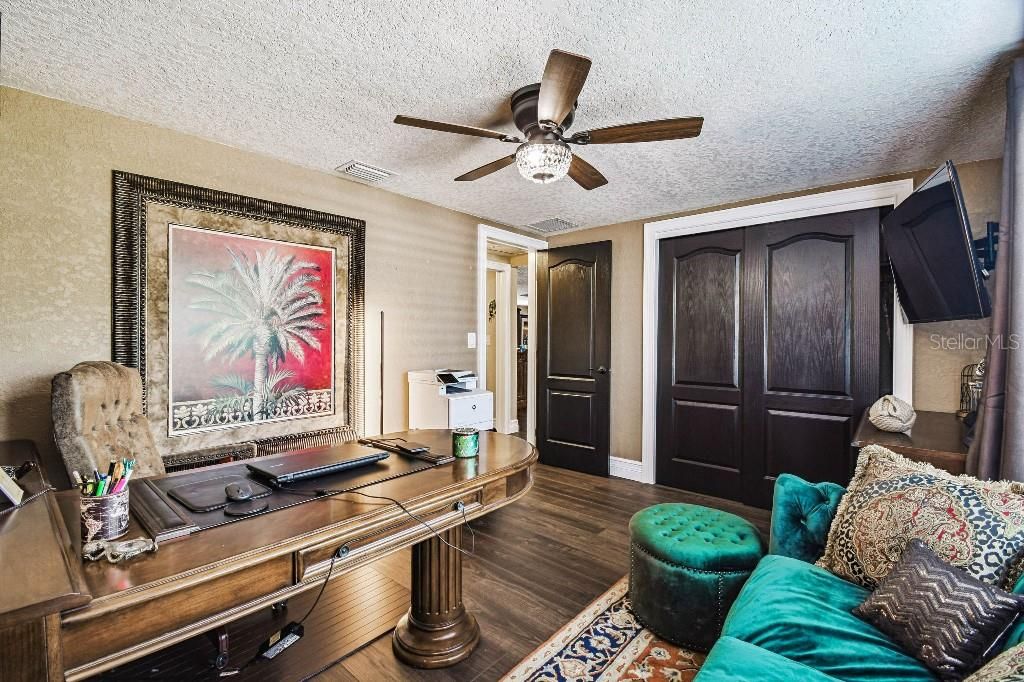 En Venta: $349,000 (2 camas, 2 baños, 1519 Pies cuadrados)