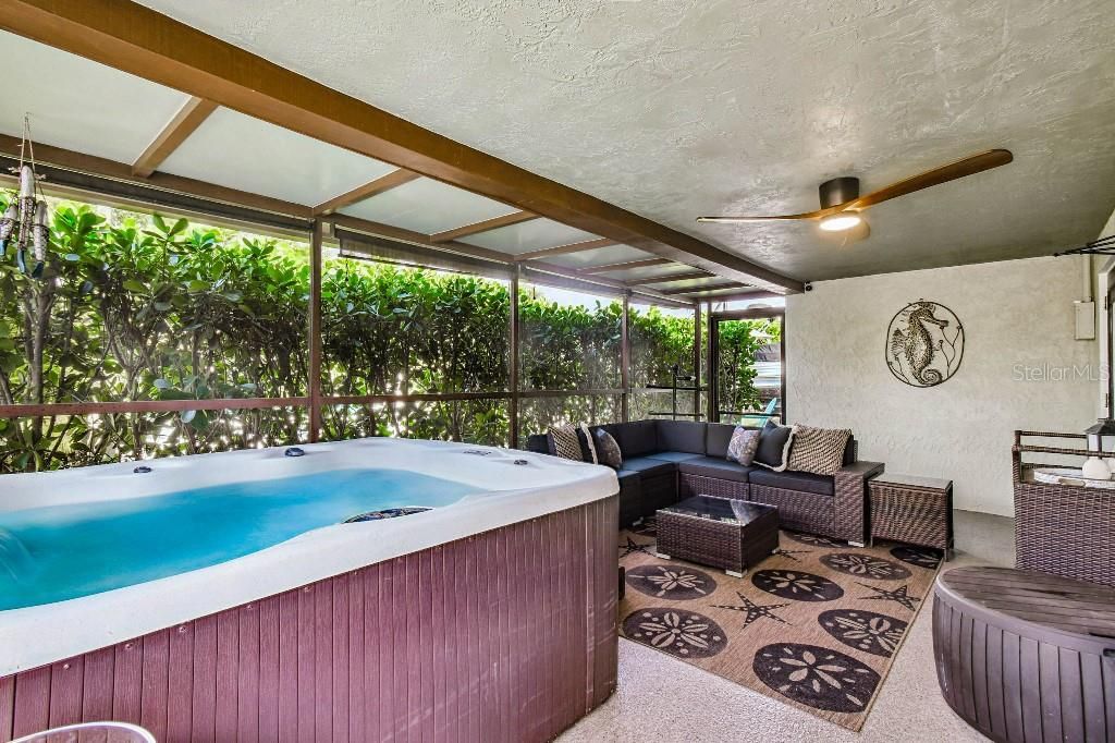 En Venta: $349,000 (2 camas, 2 baños, 1519 Pies cuadrados)