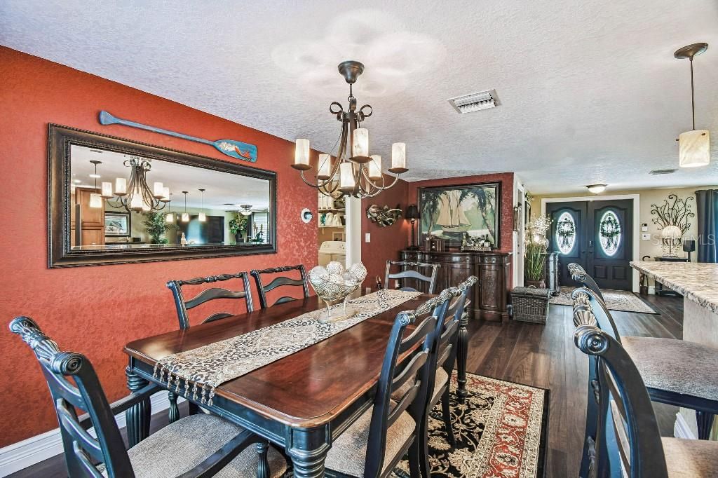 En Venta: $349,000 (2 camas, 2 baños, 1519 Pies cuadrados)