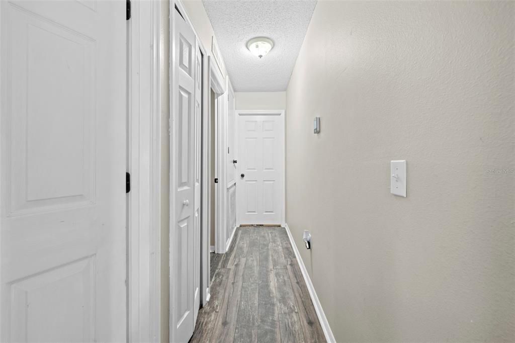 待售: $435,500 (4 贝兹, 2 浴室, 2560 平方英尺)