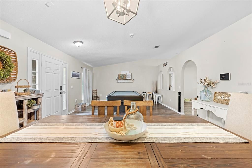 待售: $435,500 (4 贝兹, 2 浴室, 2560 平方英尺)