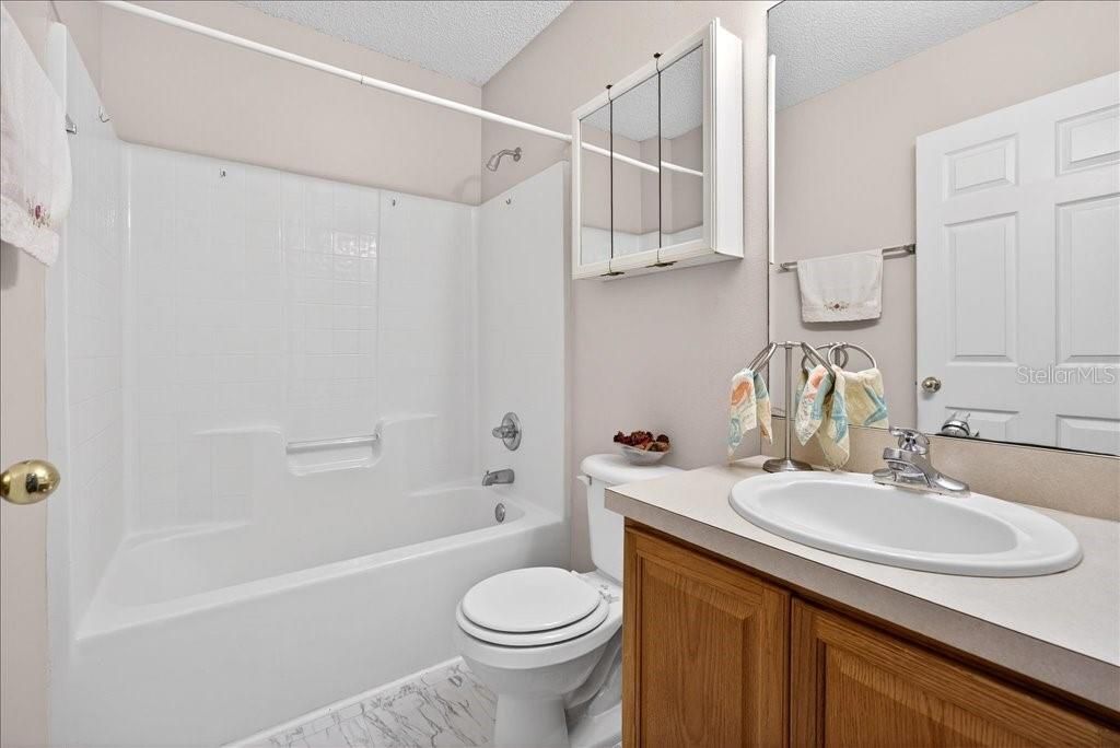 For Sale: $280,000 (3 beds, 2 baths, 1317 Square Feet)