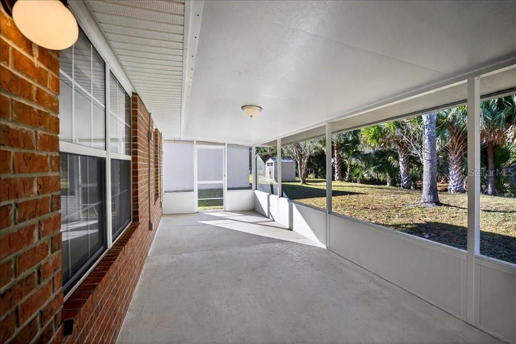 For Sale: $280,000 (3 beds, 2 baths, 1317 Square Feet)