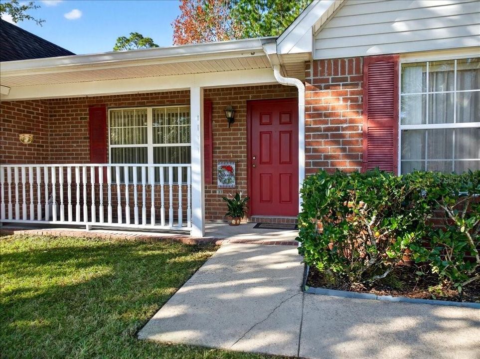 For Sale: $280,000 (3 beds, 2 baths, 1317 Square Feet)