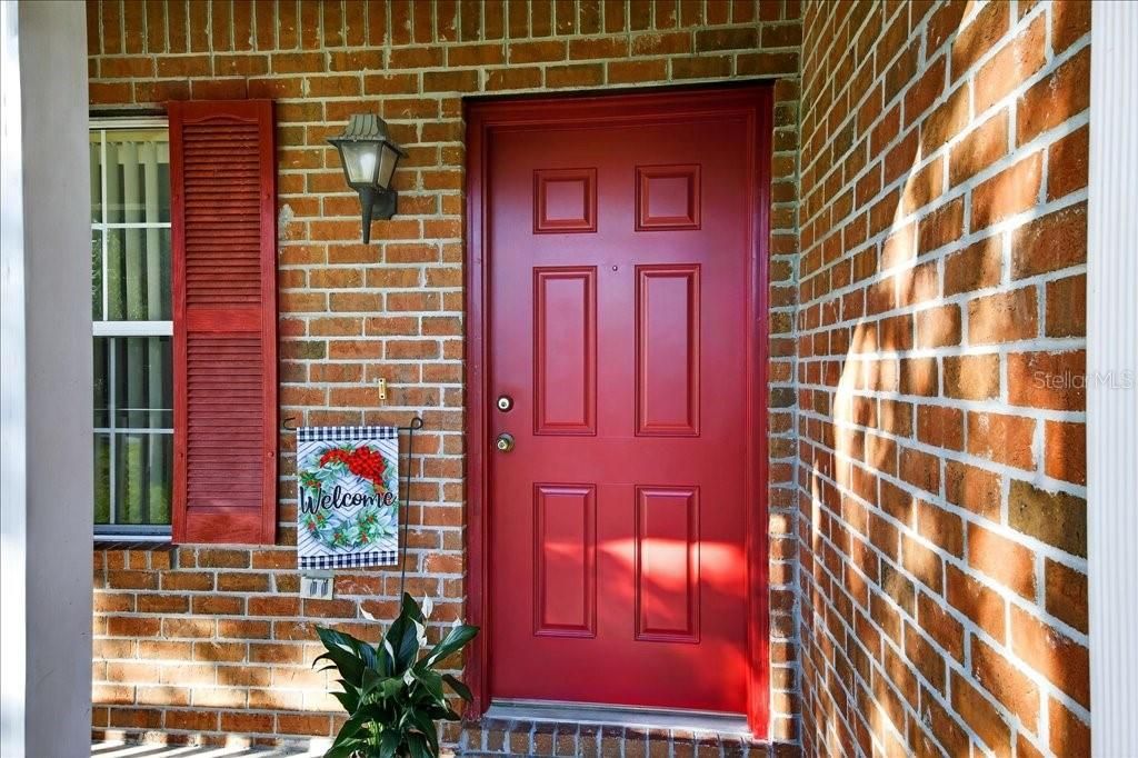 For Sale: $280,000 (3 beds, 2 baths, 1317 Square Feet)