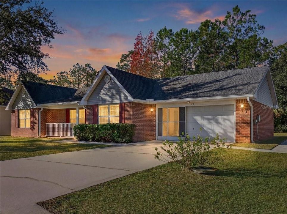 For Sale: $280,000 (3 beds, 2 baths, 1317 Square Feet)