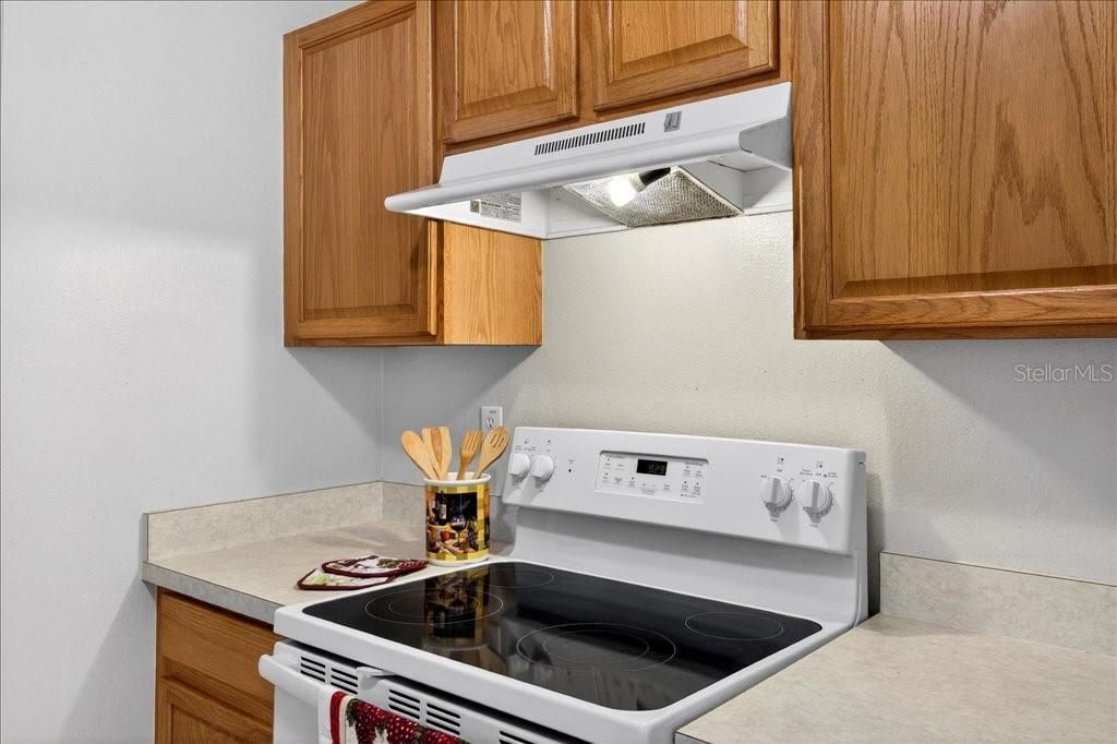 For Sale: $280,000 (3 beds, 2 baths, 1317 Square Feet)