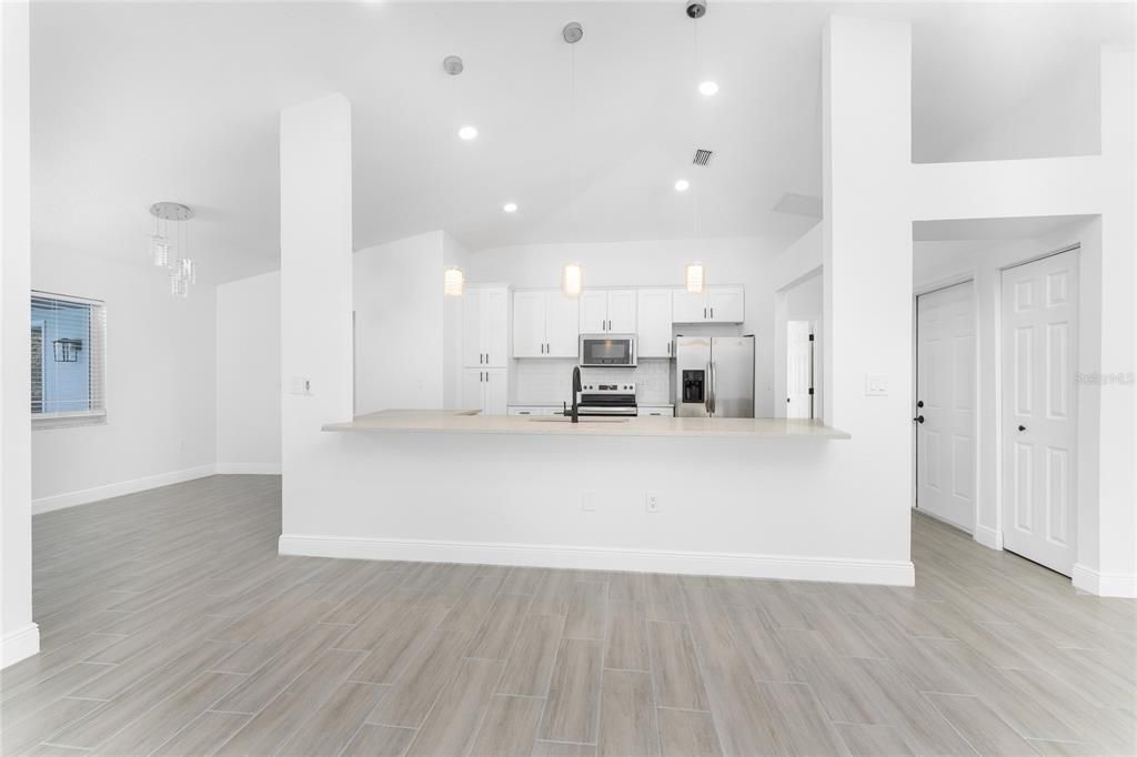 For Sale: $359,000 (3 beds, 2 baths, 1980 Square Feet)